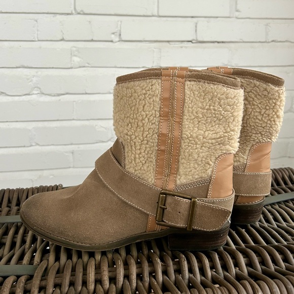 Kelsi Dagger Shoes - Anthropologie Kelsi Dagger Brooklyn Tempest Shearling Ankle Boot Western Taupe
